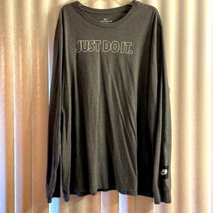 Nike long sleeve tee